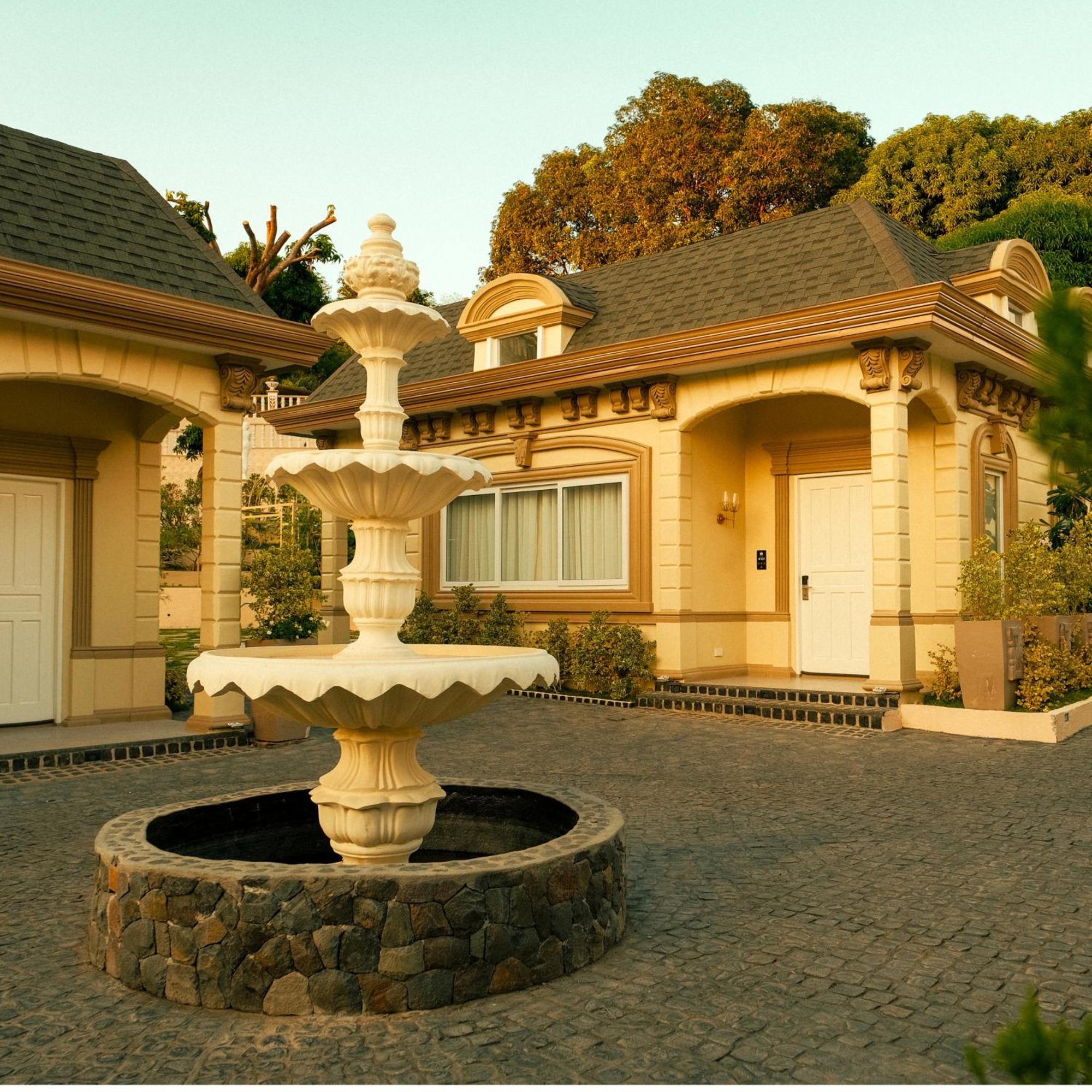 Rancho Bernardo Luxury Villas And Resort Bagac Exterior foto